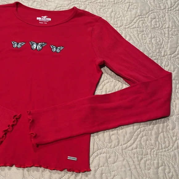 Hollister Long Sleeve Shirt - Picture 2 of 9